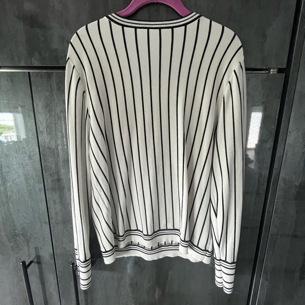 Sweater - Picture 2 of 2